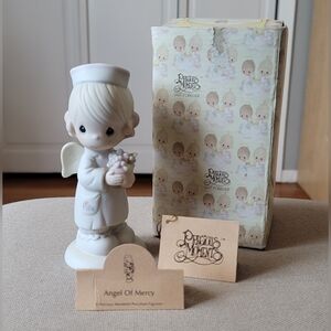 PRECIOUS MOMENTS 1986 Angel of Mercy Statue (Candle/Flame Stamp)